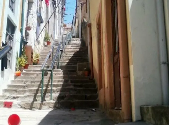 Casinha Miradouro * וילה נובה דה גאיה